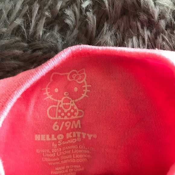 HELLO KITTY 3 piece outfit- sweater, onesie, pants - Picture 4 of 8
